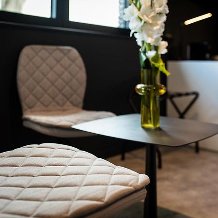 Les Thermes De Spa By La Cour De La Reine Hotel, Suites & Acces Gratuit Au Centre Thermal Εξωτερικό φωτογραφία